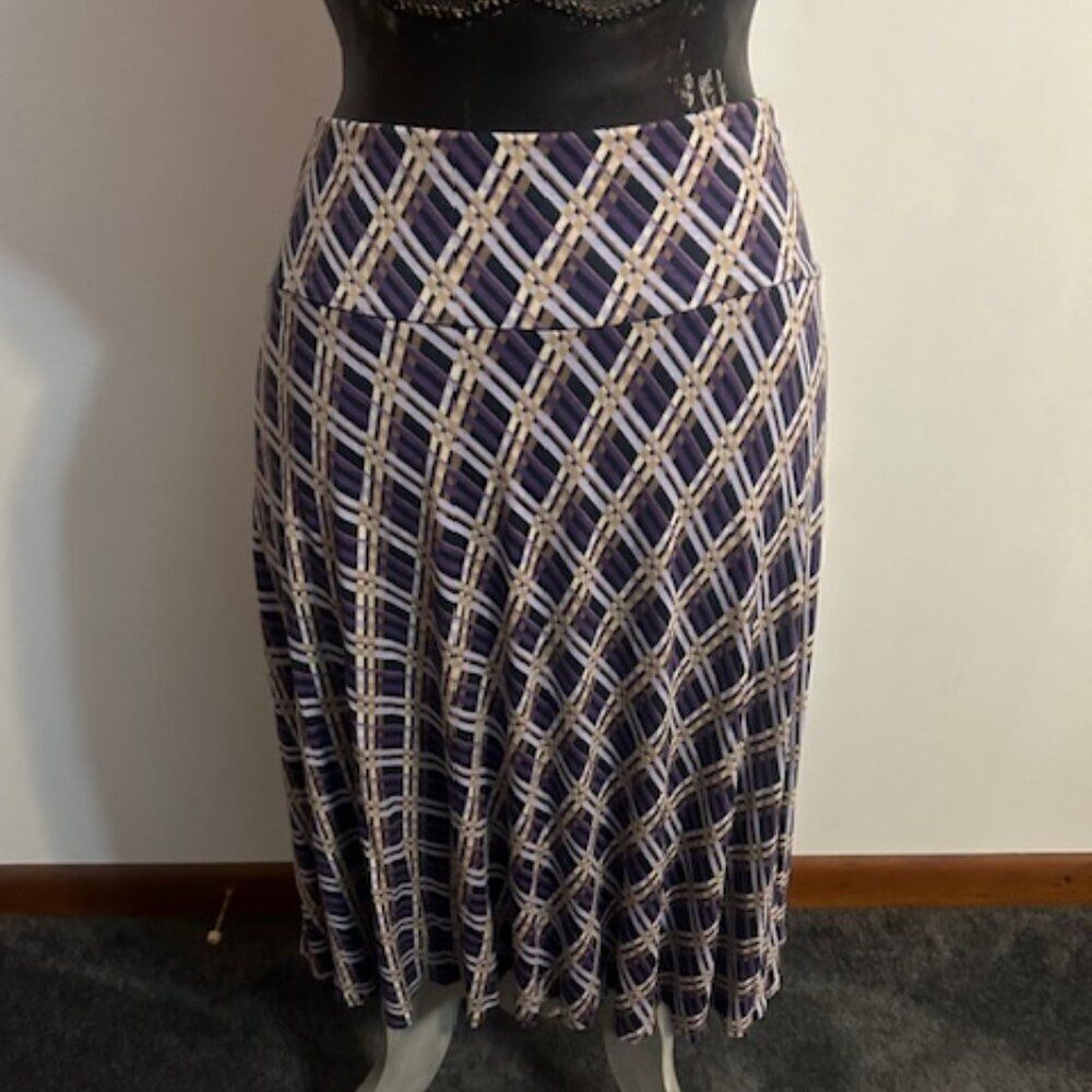 New York & Co Purple/Lavendar/Black plaid skirt, size XL